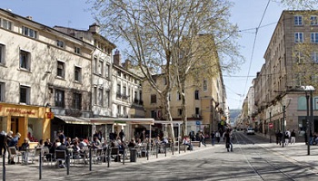 Contre la réouverture du centre-ville de Saint-Etienne aux voitures