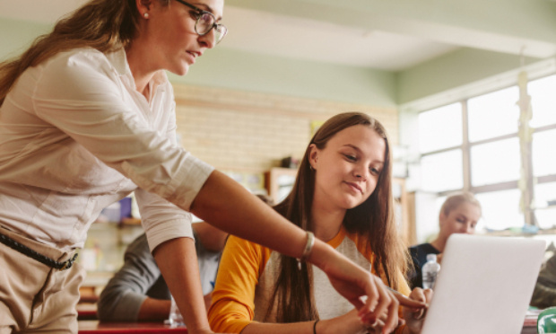 Non à la fermeture d'un poste dans NOTRE école !