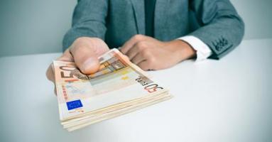 Non au plafonnement de 300 euros pour le paiement en espèces