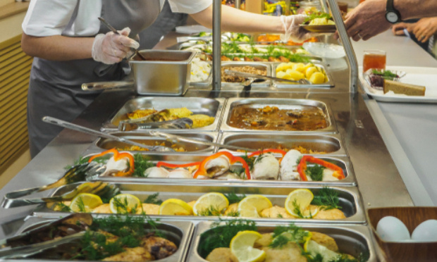 Nous contestons la fermeture de notre cafétéria