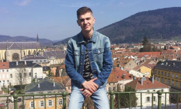 Nous voudrions que notre ami reste en France et obtienne la nationalité Française