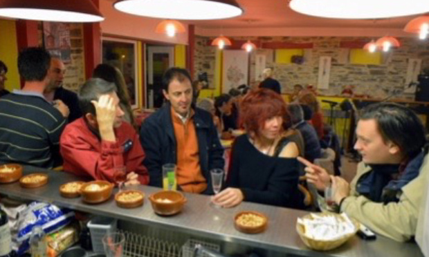 Défendons la convivialité autour des comptoirs en France en l'inscrivant à notre patrimoine culturel