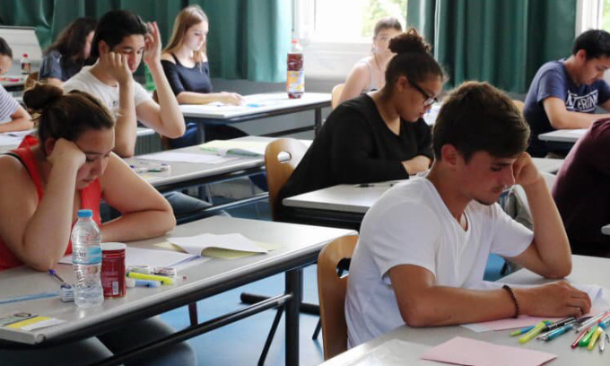 Continuer les cours une semaine sur deux