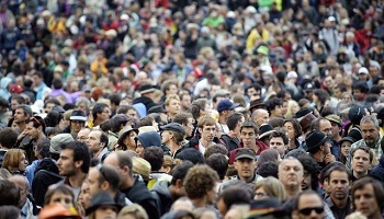 Pour une meilleure régulation de la population humaine, non à l'anéantissement de la nature !