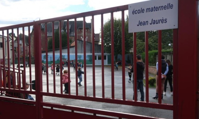 Non aux restrictions de classe et liberté de nos enfants