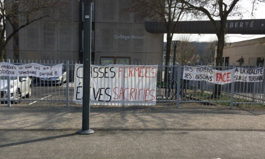 Les parents d'élèves disent non à la fermeture d'une classe au collège Mozart de Danjoutin