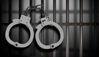 Contre la condamnation d'une  femme à 10 ans de prison pour le meurtre de son mari, qui violait ses filles !