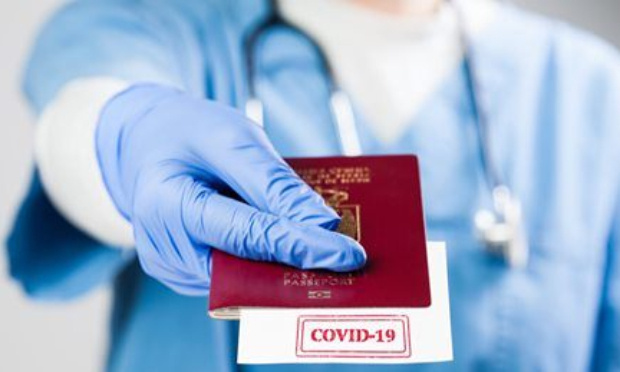 CONTRE la mise en place d’un passeport vaccinal pour les résidents polynésiens à l'entrée et à la sortie de la Polynésie française