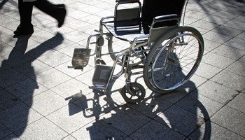 Nous demandons une allocation de 15000.00 DA à 25 000.00 DA par mois pour les personnes handicapées en Algérie !