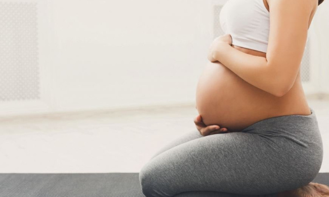 POUR UNE MEILLEURE PRISE EN CHARGE DE L'HYPEREMESE GRAVIDIQUE / VOMISSEMENTS / NAUSÉES DE LA GROSSESSE