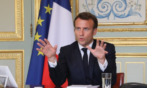 COVID = 10 000 MORTS PAR MOIS MINIMUM