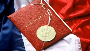 Pour une réforme profonde de notre Constitution !