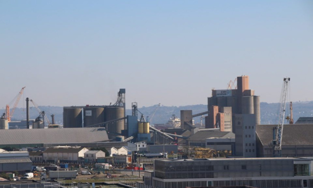 NOUS DEMANDONS L'ARRÊT DÉFINITIF DE L'IMPORTATION DE PRODUITS ISSUS DE LA DÉFORESTATION AMAZONIENNE, SUR LE PORT DE BREST