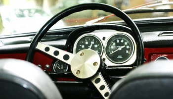 Acceptons les rassemblements automobiles à Nîmes !