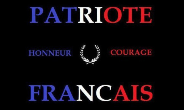 SOUTIEN TRIBUNE DES GÉNÉRAUX