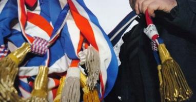 Non au cumul des mandats !