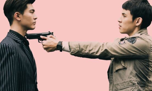 saison 2/side story pour HIStory 3 Trapped