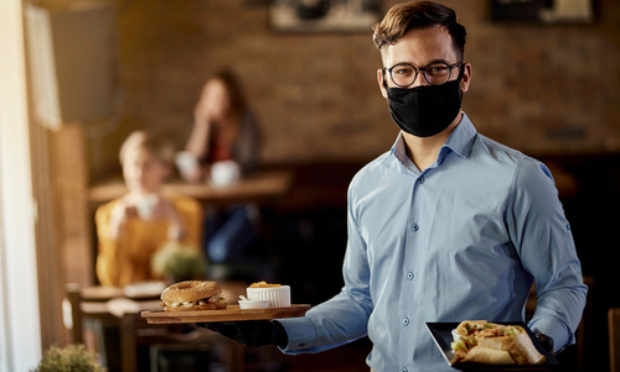 Considérons le personnel des Cafés, Hôtels, Restaurants, Discothèques, prioritaires à la vaccination !