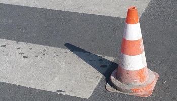 Mobilisation pour l'aménagement de trottoirs sécurisés pour les piétons à Eoures (Marseille 11ème)