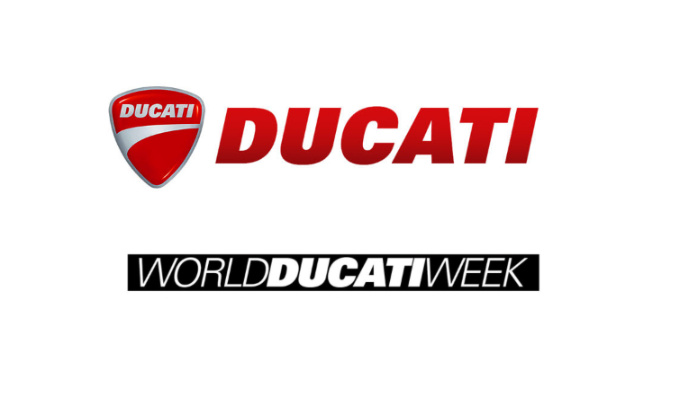 Ensemble Pour un Ducati week FRANCE 2022