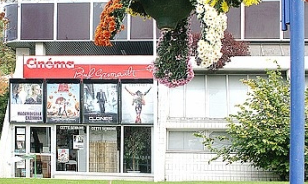 Non à la fermeture du cinéma d'Aubergenville