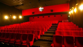 Contre la création d'un multiplexe de huit salles à Maurepas !