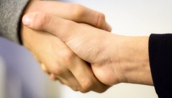 Pour qu'Hervé conserve ses fonctions de moniteur au club !