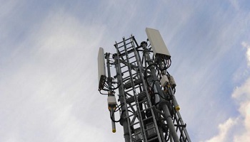 Non à l'antenne-relais de 36 mètres à Etiolles !