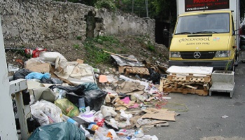 Alerte enlèvement : Montreuil a disparu sous les détritus - Pétition pour un Montreuil propre