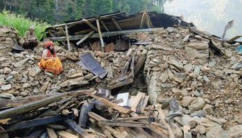 Contre l'expulsion de nos deux amis Népalais