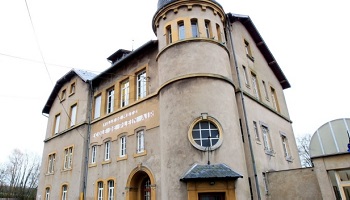 Non à la fermeture de l’école Plein Air de Landonvillers