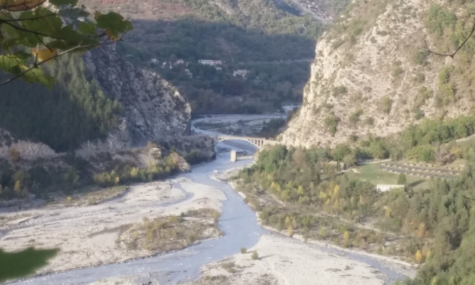 Pétition pour la réhabilitation du pont de la Faïa, à Daluis