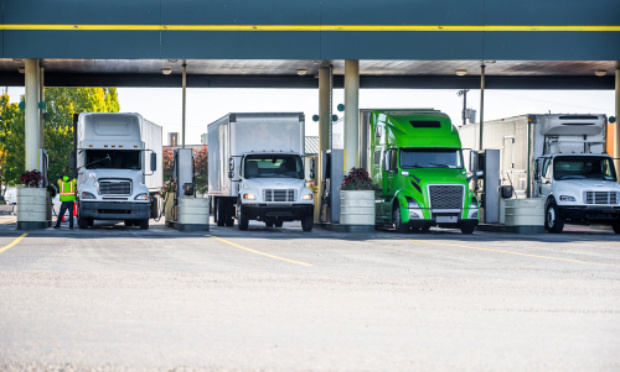 Le départ de la station de lavage de poids lourds