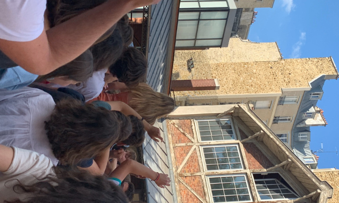 Pour que les anciens élèves participent au bal de promo