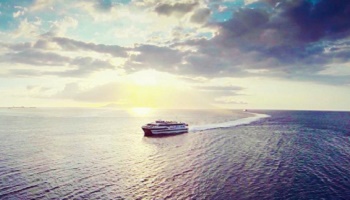 Nous souhaitons une traversée nocturne Tahiti-Moorea pour le week-end.