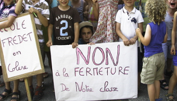 Pour le bien-être de nos enfants et pour une qualité d'enseignement optimum, nous ne pouvons accepter la fermeture d'une classe à la rentrée 2015, à la maternelle Fredet de Froges.