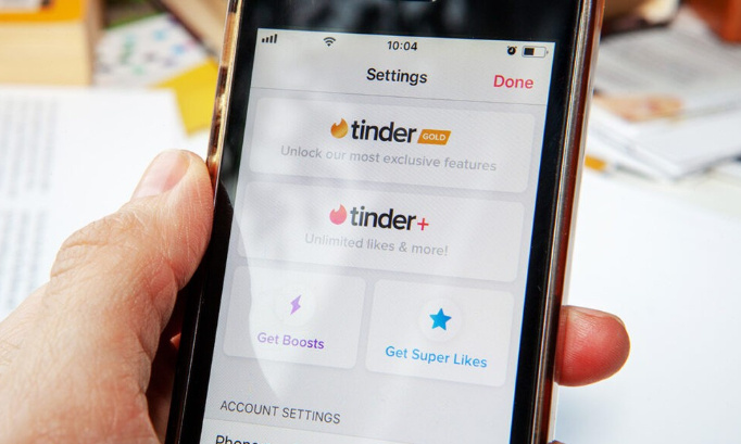 Abonnez-vous &agrave; la nouvelle fonctionnalit&eacute; de Tinder Plus et Tin Gold