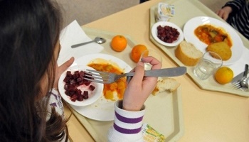 A Clamart, au 1er septembre 2015 : La cantine, ça ruine !
