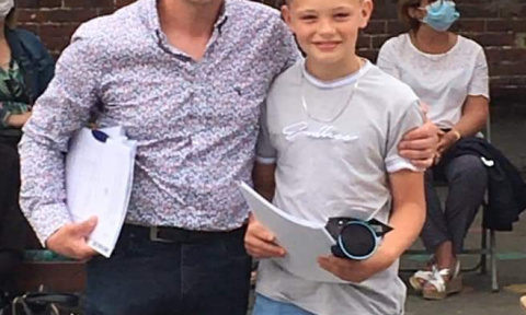 Mr Thirion doit rester !