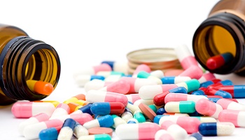 Obliger M. Stéfan S.  à suivre un traitement pour ses troubles psychiatriques