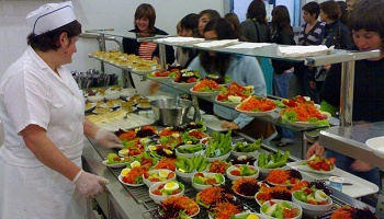 Non à la souffrance animale dans les menus de cantine et oui à l'intégration du bien-être animal par l'Etat français dans le code des marchés publics.