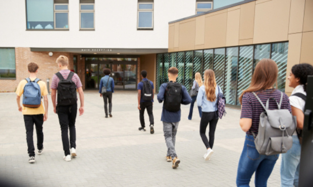 DÉNONCEZ UNE INJUSTICE