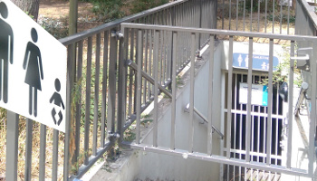 Pour la réouverture des WC publics Austerlitz à Strasbourg