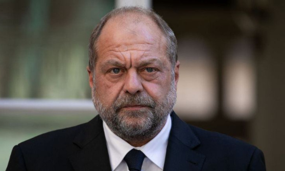 Démission de M. DUPONT-MORETTI