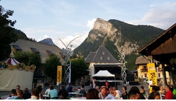 Suppression des statues lampadaires de la place du Gros Tilleul