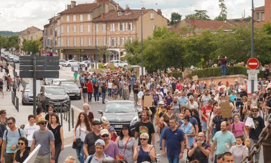 Lettre ouverte d’un avocat aux députés : le pass sanitaire est une violation des droits les plus fondamentaux et le prélude à un totalitarisme sanitaire.