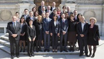 Non à la fermeture des six maisons des entreprises et de l'emploi !