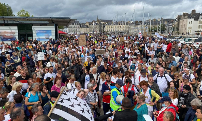 LE PASS NE PASSERA PAS, C’EST LE PEUPLE QUI DECIDE