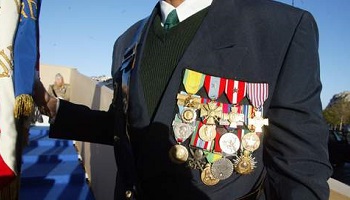 Pour la décoration nationale des héros du train Thalys Amsterdam/ Paris