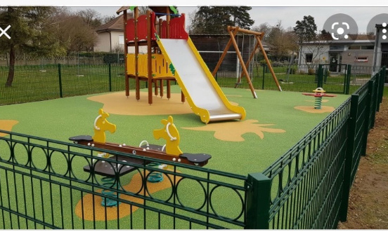 Air de jeux pour les petits sur courtenay 45